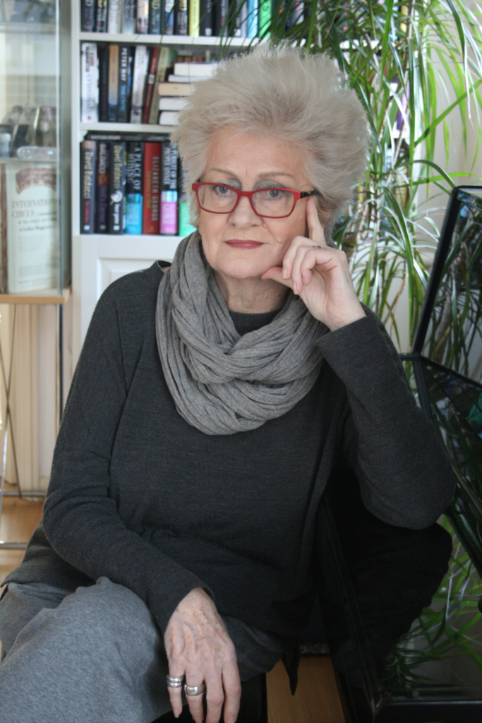 Shirley Trevena - DANIEL SMITH Artists' Materials