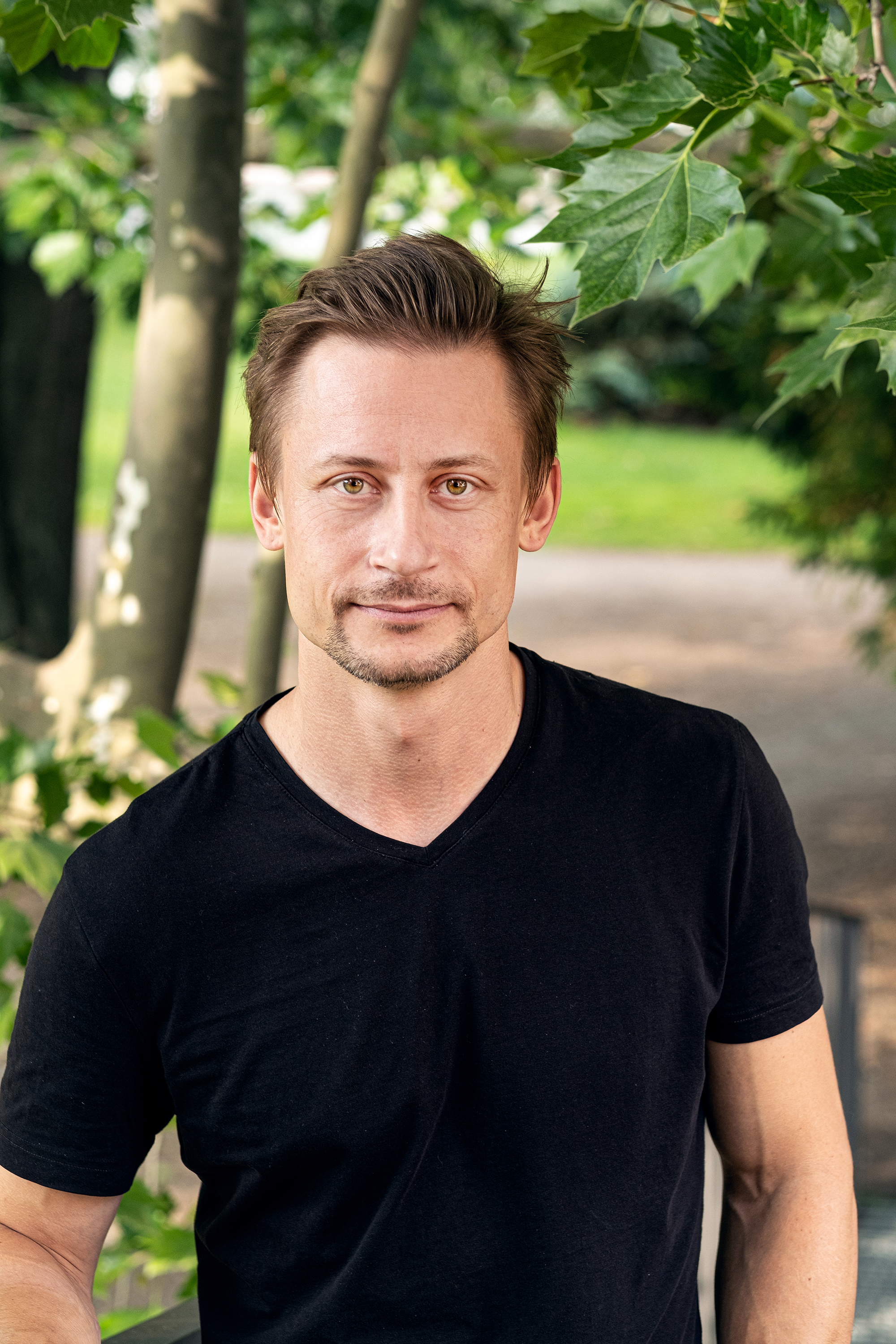 Friday LIVE with John Cogley and Tomáš Fišera from the Czech Republic