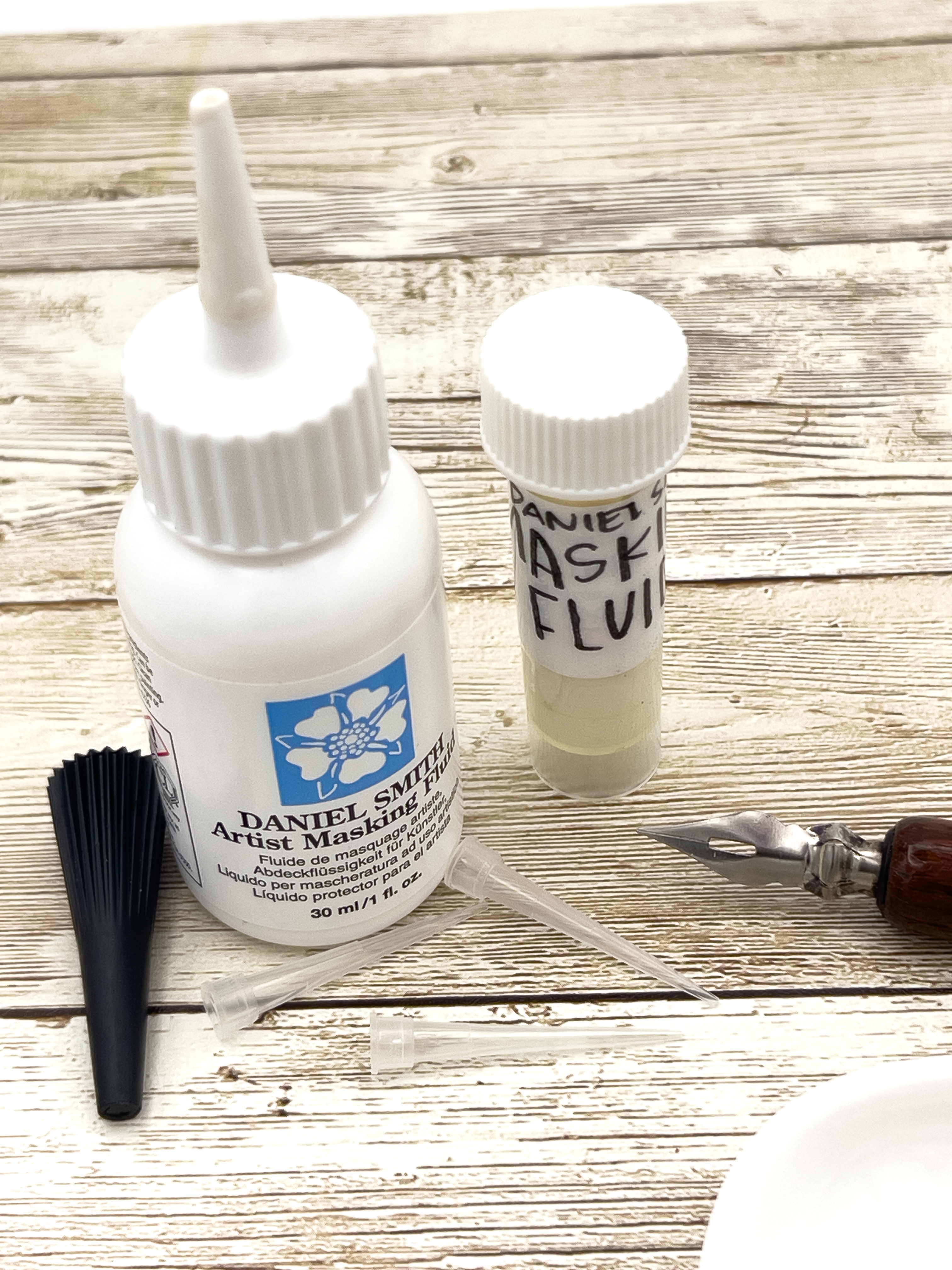 Preserve the Sparkle – How to Use DANIEL SMITH Masking Fluid for Crisp Clean Highlights-5