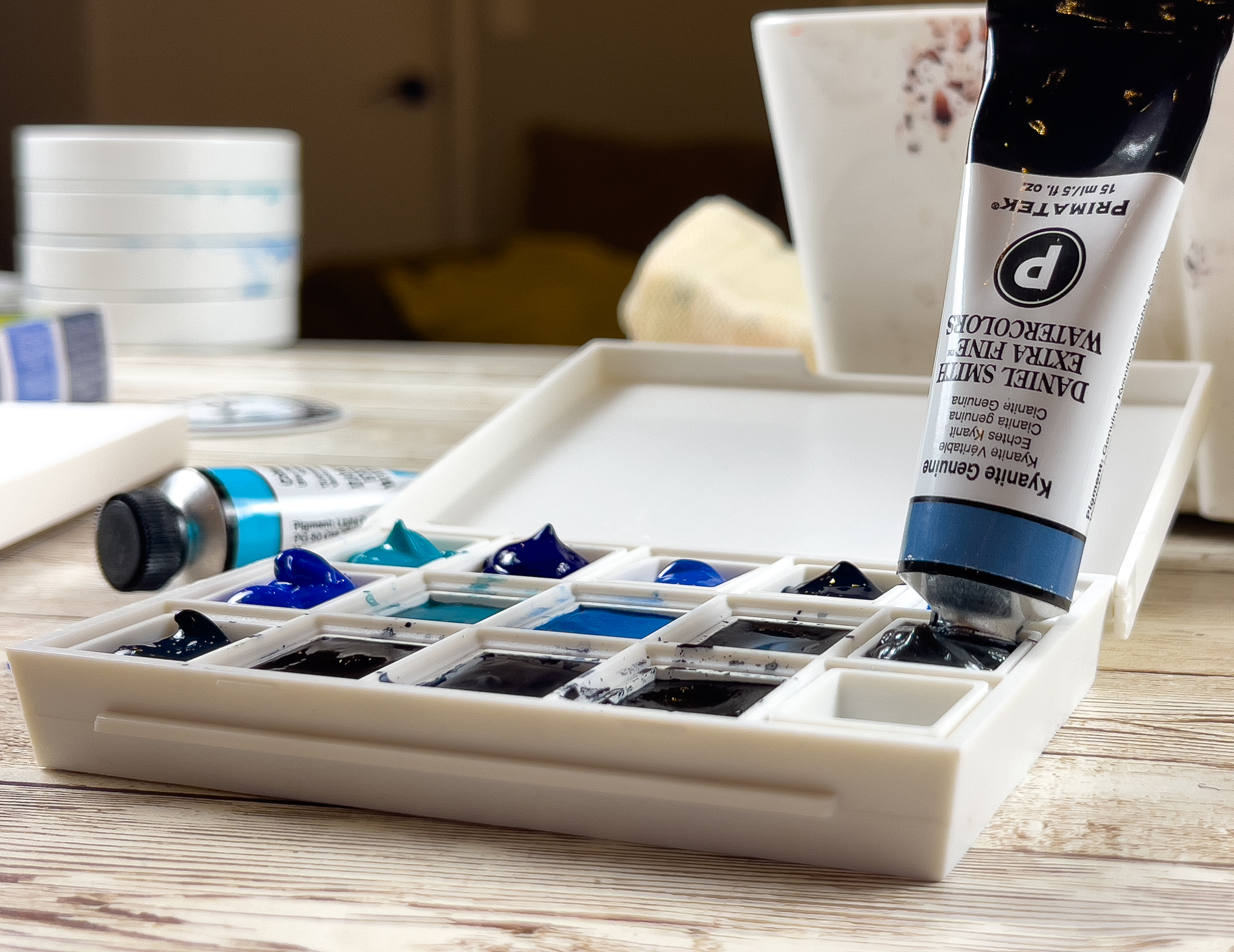 Blues, From Serene to Dramatic – The DANIEL SMITH Watercolor Half Pan Set-23