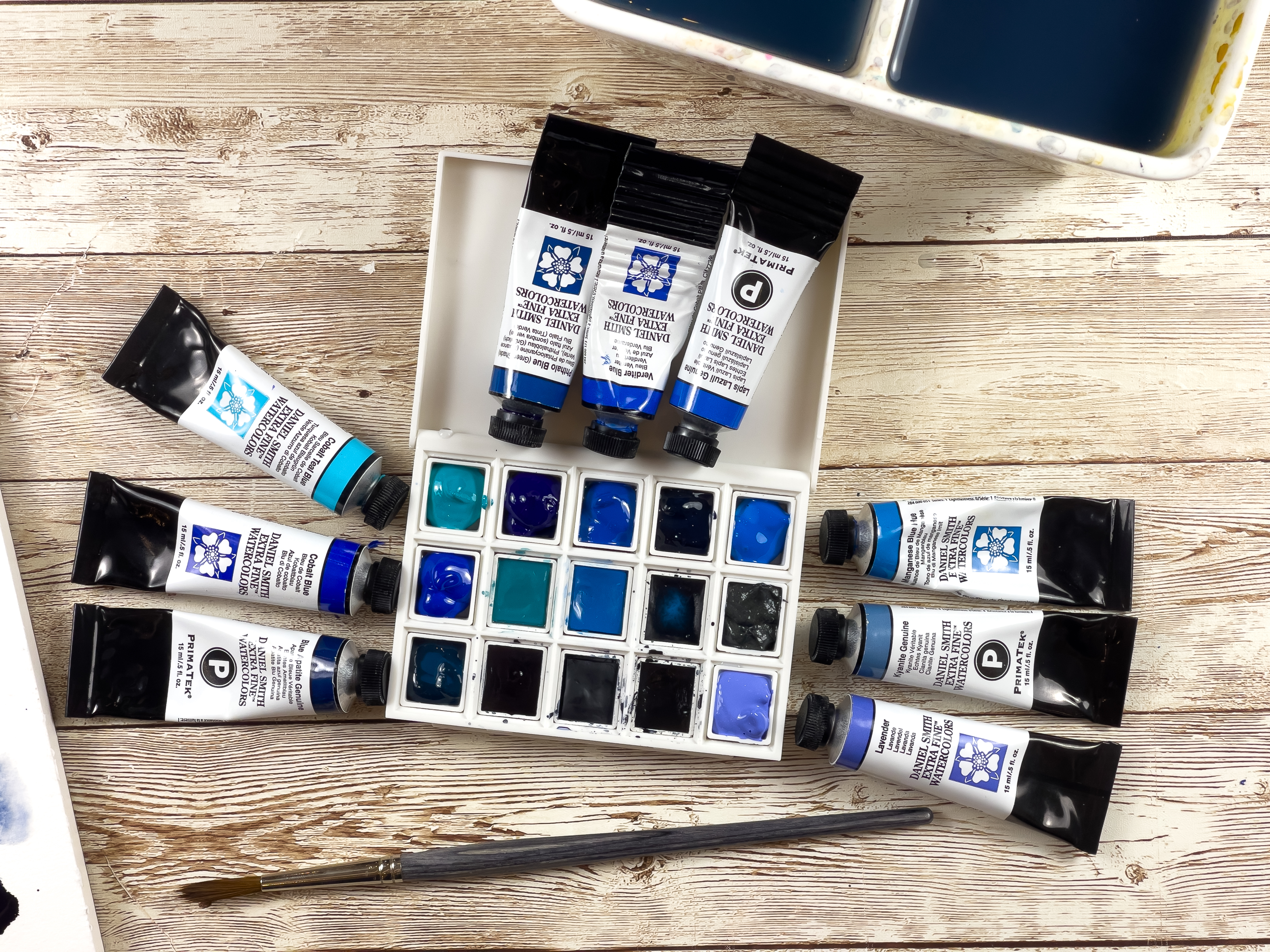 Blues, From Serene to Dramatic – The DANIEL SMITH Watercolor Half Pan Set-24