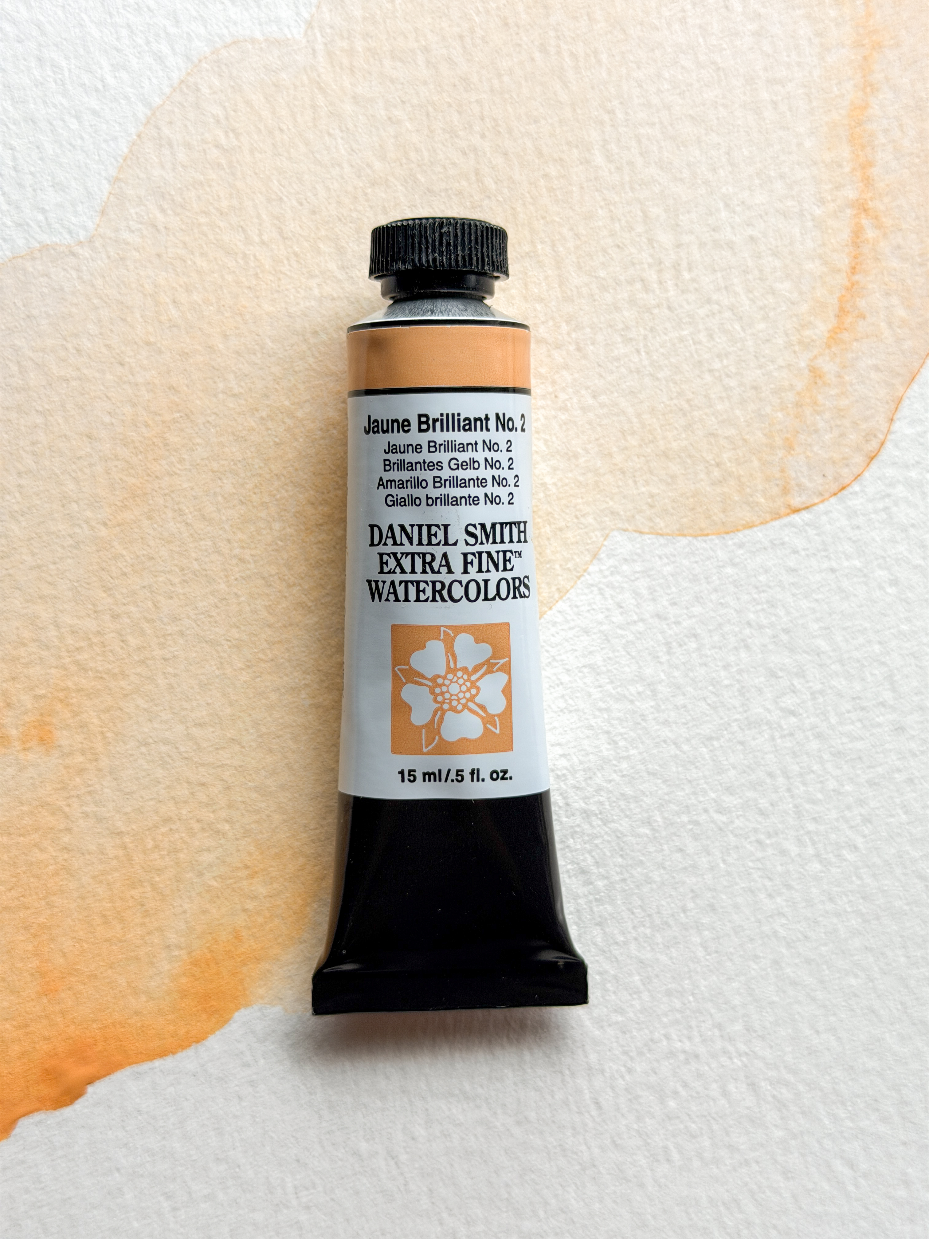 How To Read a DANIEL SMITH Paint Tube-18