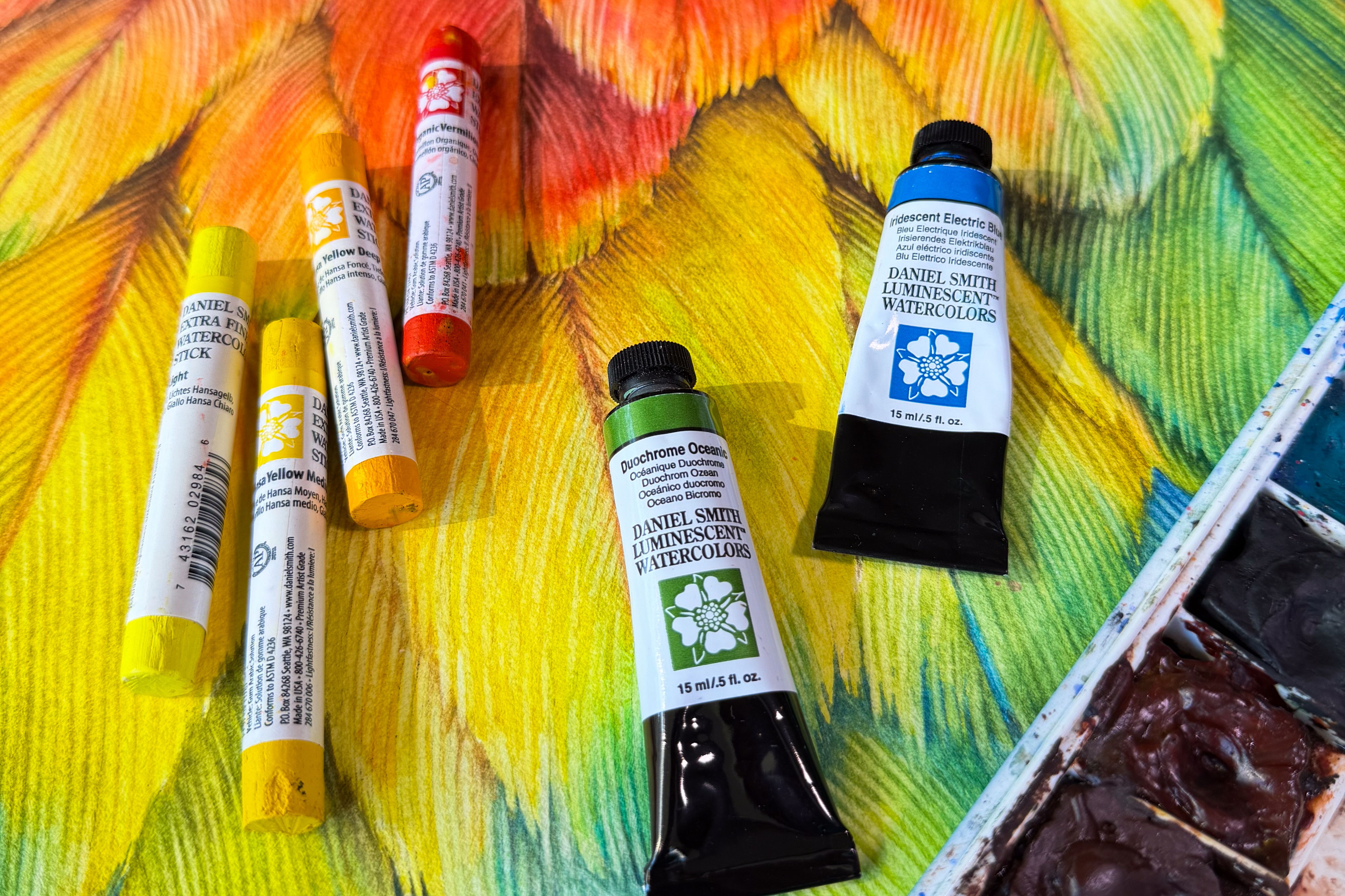 Painting Luminous Feathers with DANIEL SMITH Watercolors-39