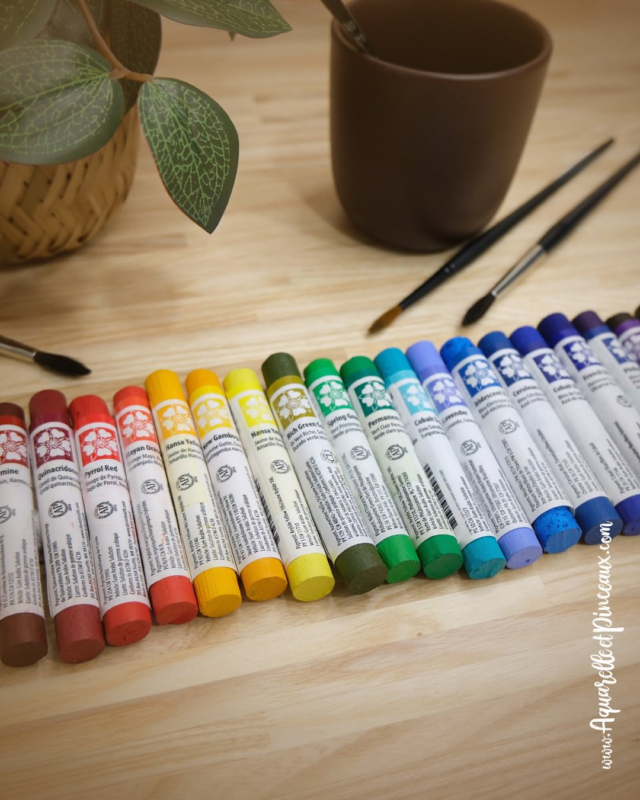 All rich, colorful and beautiful possibilities from these Watercolor Sticks ☺️ @aquarelleetpinceaux  thank you for stocking these portable creativity tool! Repost from @aquarelleetpinceaux•🎨 Daniel Smith Extra-Fine Watercolor Sticks, made in Seattle, offer the power of pure pigments in a convenient format.💪 Each stick = the equivalent of 3 pans!51 colors to unleash your creativity😉 More info on our website🖌 Get your brushes ready!🎨 L’aquarelle extra-fine Daniel Smith en stick, fabriquée à Seattle, offre la puissance de pigments purs dans un format pratique.💪 Chaque stick = l’équivalent de 3 godets !51 couleurs pour libérer votre créativité😉 Plus d’info sur notre site web 🖌 À vos Pinceaux !@danielsmithartistsmaterials #danielsmith  #danielsmithwatercolors #danielsmithwatercolorsticks #danielsmithartistsmaterials  #aquarelle #stickaquarelle #watercolorsticks